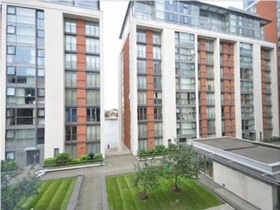 3 bedroom flat to rent Canary Wharf, E16 1AS