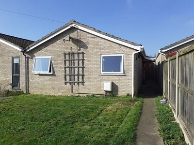 3 bedroom semi-detached bungalow for sale Norwich, NR14 7SX