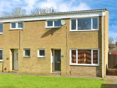 3 bedroom semi-detached house for sale in Essenden Court, Stony Stratford, Milton Keynes, MK11