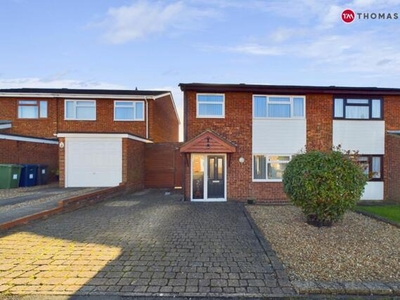 3 Bedroom Semi-detached House For Sale In St. Neots, Cambridgeshire