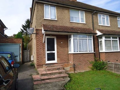 3 bedroom semi-detached house to rent High Wycombe, HP12 3HN