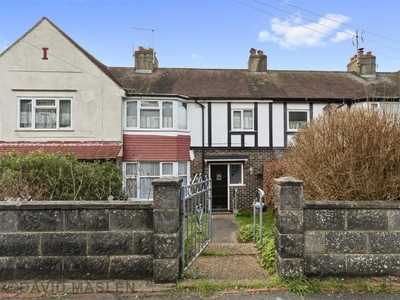 3 bedroom terraced house for sale in Bevendean Crescent, Brighton, BN2