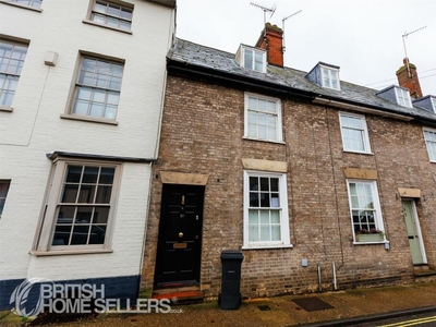 3 bedroom terraced house for sale in College Street, Bury St. Edmunds, Suffolk, IP33