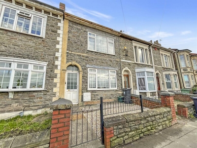 3 bedroom terraced house for sale in Hanham Road, Kingswood, Bristol, BS15