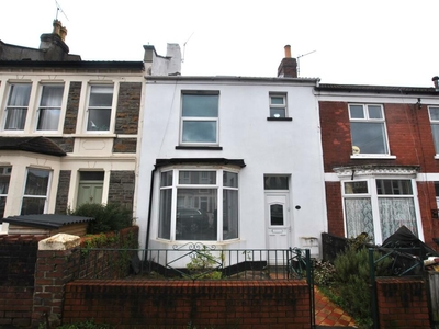 2 bedroom terraced house for sale in Sandown Road, Brislington, Bristol, BS4