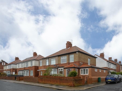 4 bedroom semi-detached house for sale in Church Road, Gosforth, Newcastle upon Tyne, NE3