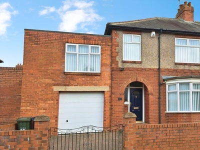 4 bedroom semi-detached house for sale in Newminster Road, Fenham, Newcastle Upon Tyne, NE4