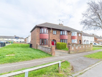 4 bedroom semi-detached house for sale in St. Clements Drive, Bletchley, Milton Keynes, MK3