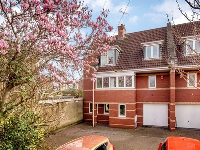 4 bedroom terraced house for sale in St. Johns Road | Clifton, BS8