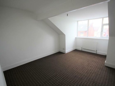 4 bedroom terraced house for sale Leeds, LS9 6HW