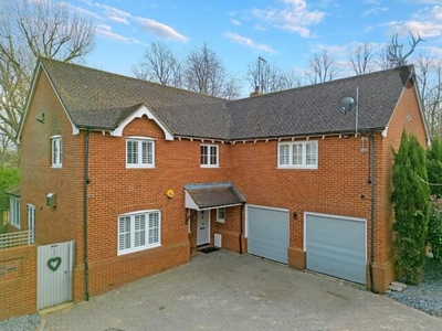 5 Bedroom Detached House For Sale In North Weald