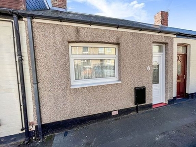 Bungalow to rent in Rose Street West, Penshaw, Houghton Le Spring DH4