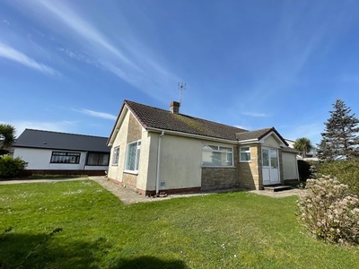 Detached bungalow to rent in Anglesey Way, Porthcawl CF36