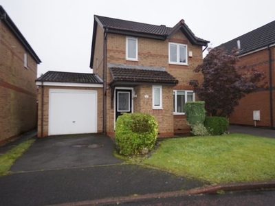 Detached house to rent in Ashington Close, Wigan WN5