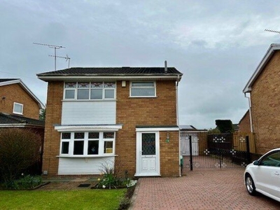 Detached house to rent in Copper Beech Close, Chester CH4