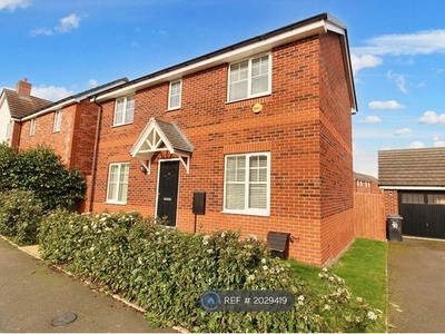 Detached house to rent in Farran Drive, Codsall, Wolverhampton WV8