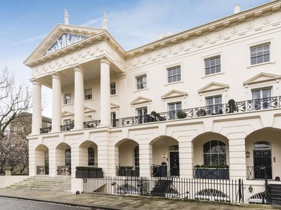 Detached house to rent in Hanover Terrace, London NW1