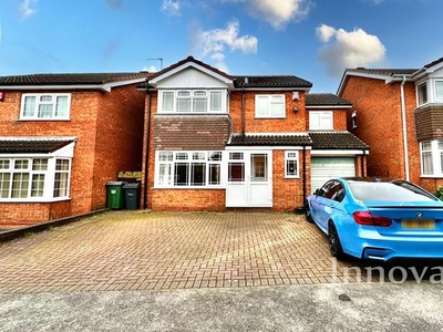Detached house to rent in High Park Close, Smethwick B66