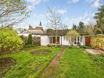 Detached house to rent in Petersham Road, Richmond TW10