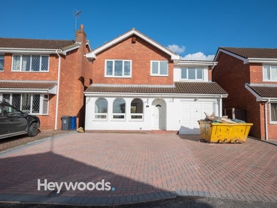 Detached house to rent in Portland Grove, Westbury Park ST5
