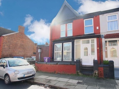 Detached house to rent in Russell Road, Liverpool L18