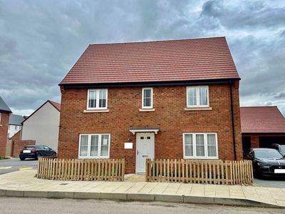 Detached house to rent in Taunton Road, Bicester OX26