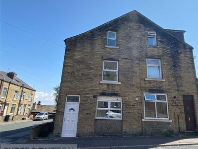 End terrace house to rent in Fenton Road, King Cross, Halifax HX1