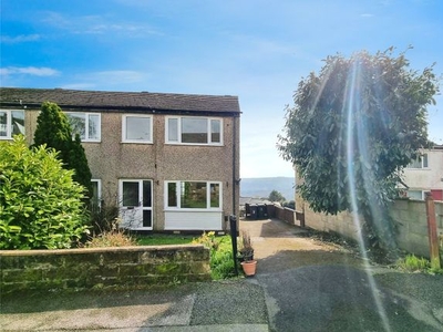 End terrace house to rent in Raynham Crescent, Keighley, West Yorkshire BD21