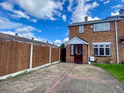 Fairview Avenue, Hutton, BRENTWOOD - 2 bedroom end of terrace house