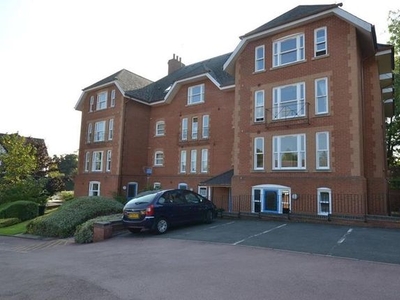 Flat to rent in Ashgrove, 139 Worcester Road, Malvern WR14