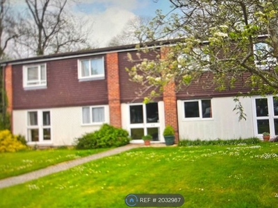 Flat to rent in Badgers Way, Loxwood, Billingshurst, West Sussex RH14