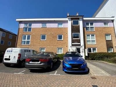 Flat to rent in Belon Drive, Whitstable CT5