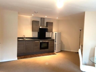 Flat to rent in Brindley Road, Manchester M16