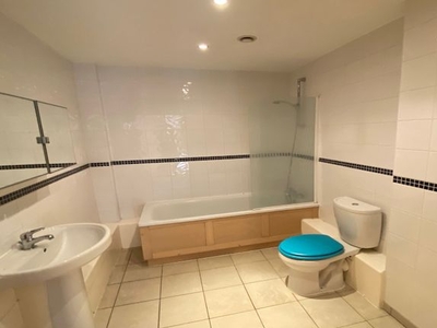 Flat to rent in City Exchange, Hull HU1