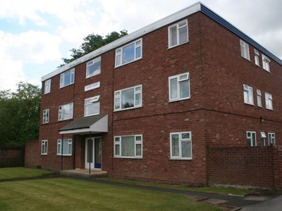 Flat to rent in Clare Court, High Street, Solihull, Birmingham B90