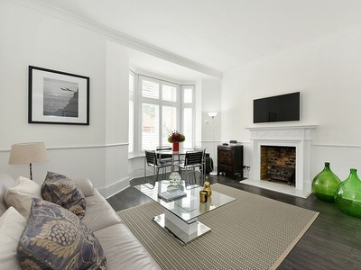 Flat to rent in Edith Grove, Chelsea SW10