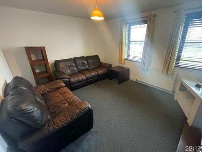 Flat to rent in Hutcheon Low Place, Ground Floor Right, Aberdeen AB21