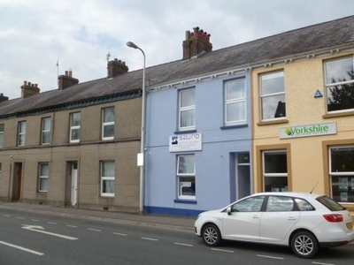 Flat to rent in Lammas Street, Carmarthen, Carmarthenshire SA31