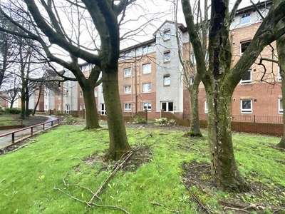 Flat to rent in London Road, Glasgow G40