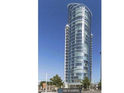 Flat to rent in No1 Building, Gunwharf Quays PO1