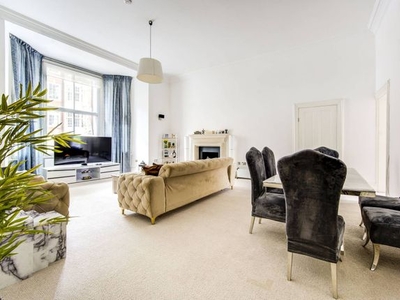 Flat to rent in Old Brompton Road, South Kensington, London SW5