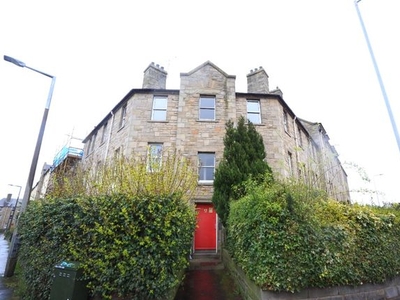 Flat to rent in Portobello Road, Piersfield, Edinburgh EH8
