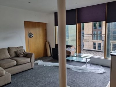 Flat to rent in Quayside Lofts, Newcastle Upon Tyne NE1