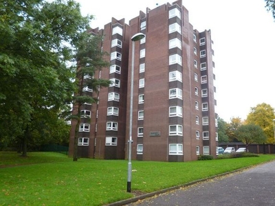 Flat to rent in Robinson Court, Ripon Road, Blurton, Stoke-On-Trent, Staffordshire ST3