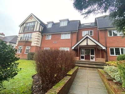 Flat to rent in Roman Place, Sutton Coldfield B74
