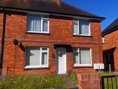 Flat to rent in Rye Street, Eastbourne BN22