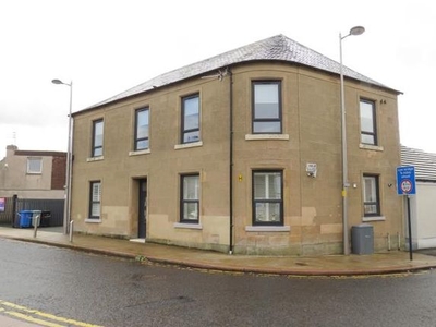 Flat to rent in The Cross, Stonehouse, Larkhall ML9