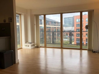 Flat to rent in The Quays, Concordia Street, Leeds LS1