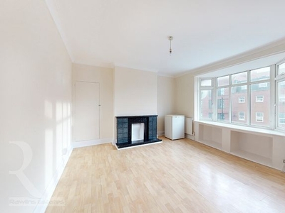Flat to rent in West Hendon Broadway, London NW9