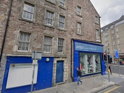 Flat to rent in West Nicolson Street, Newington, Edinburgh EH8
